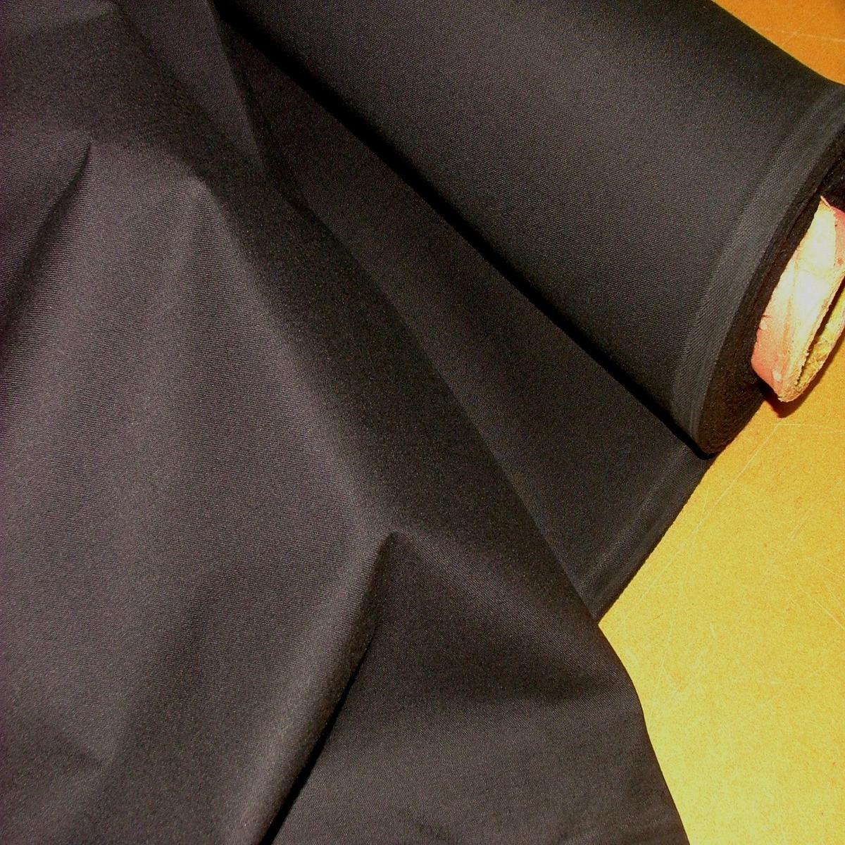 Flame Retardant Woven Calico Fabric 12m Black Ideal For Backdrop Use And Crafts